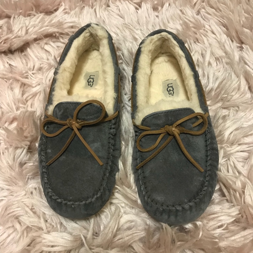 UGG Dakota Slipper